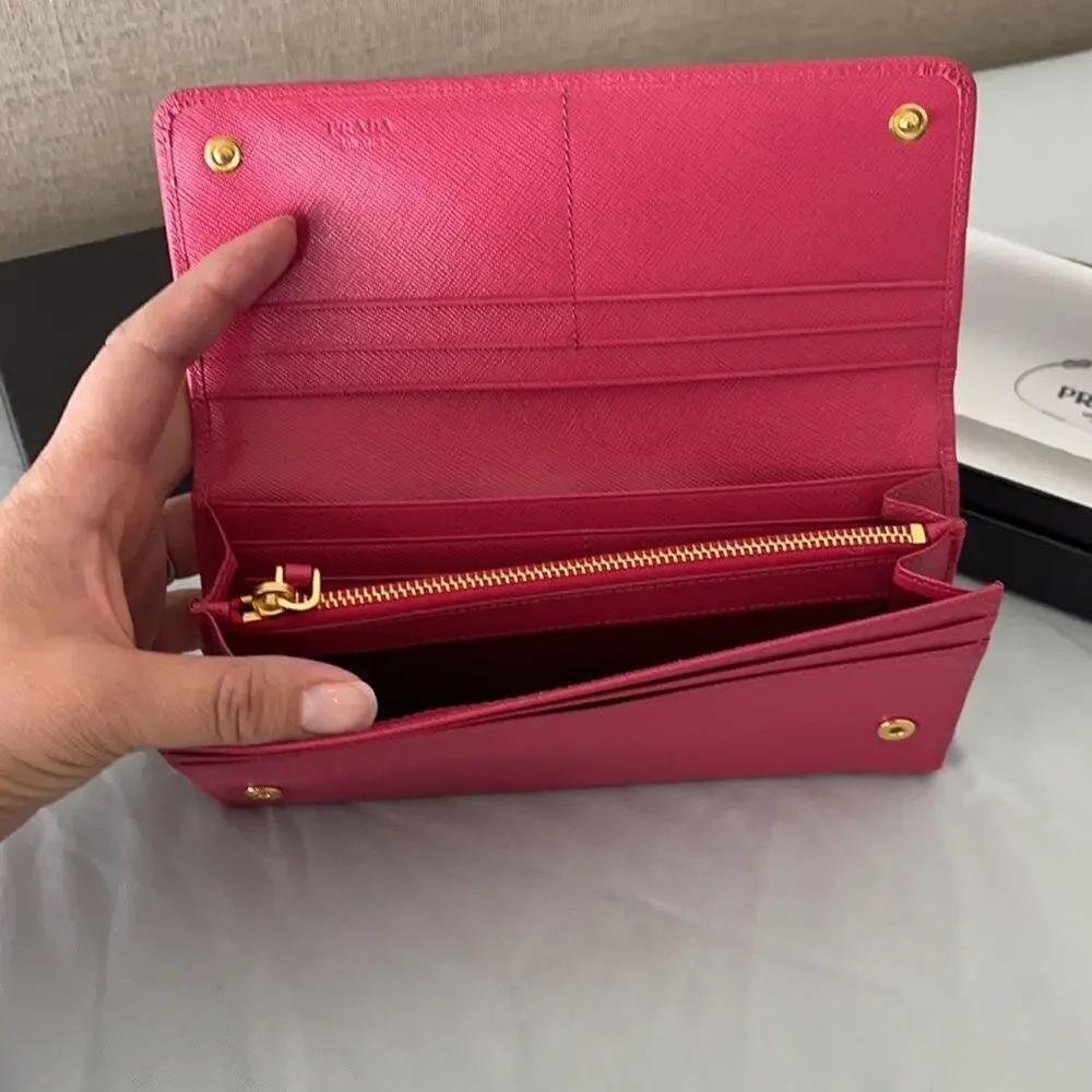 Prada Wallet in Pink - Excellent Condition